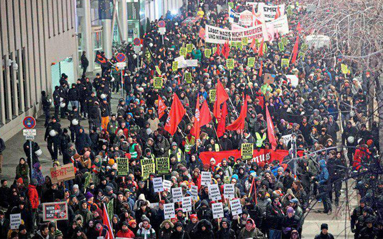 OTS Beeindruckendes Zeichen gegen den rechtsextremen Burschenschafterball